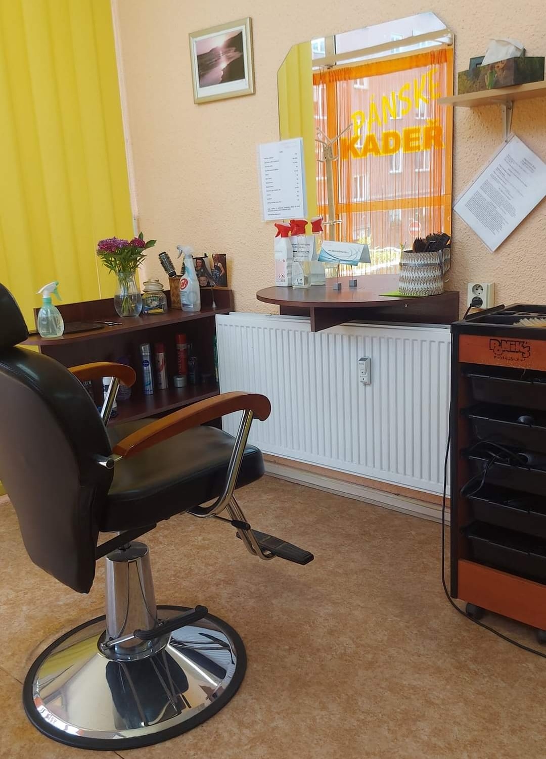 Interiér kadeřnictví Havířov